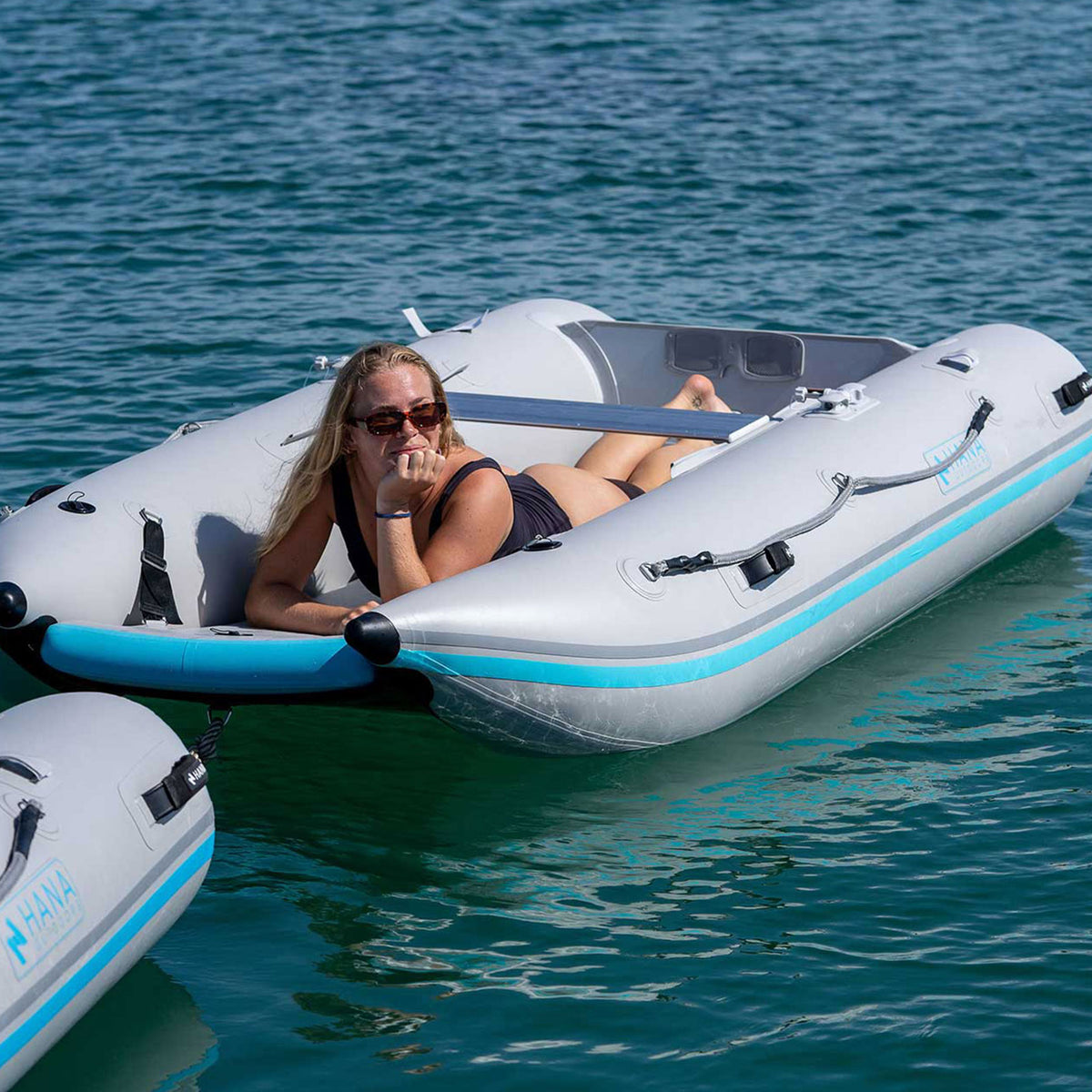 HANA Manta 249 inflatable tender – relaxing on board