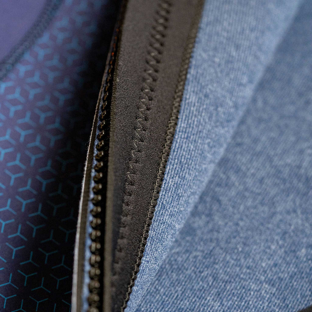 Combinaison néoprène HANA Waimea intégrale homme 4/3 mm coloris Navy – détail du zip et de la doublure thermique